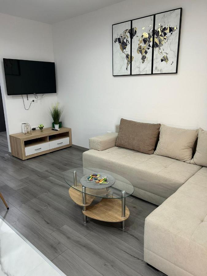Apartment Marko With A Beautiful View Of The Sea Kaštel Sućurac Εξωτερικό φωτογραφία
