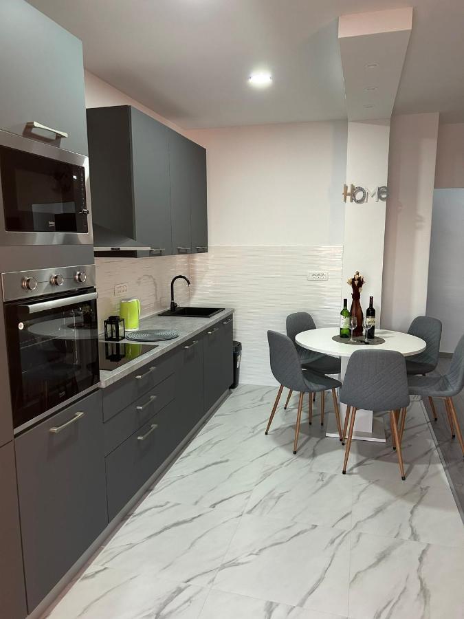 Apartment Marko With A Beautiful View Of The Sea Kaštel Sućurac Εξωτερικό φωτογραφία