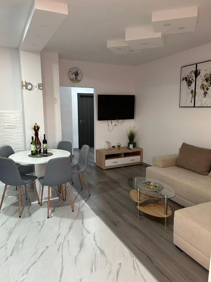 Apartment Marko With A Beautiful View Of The Sea Kaštel Sućurac Εξωτερικό φωτογραφία